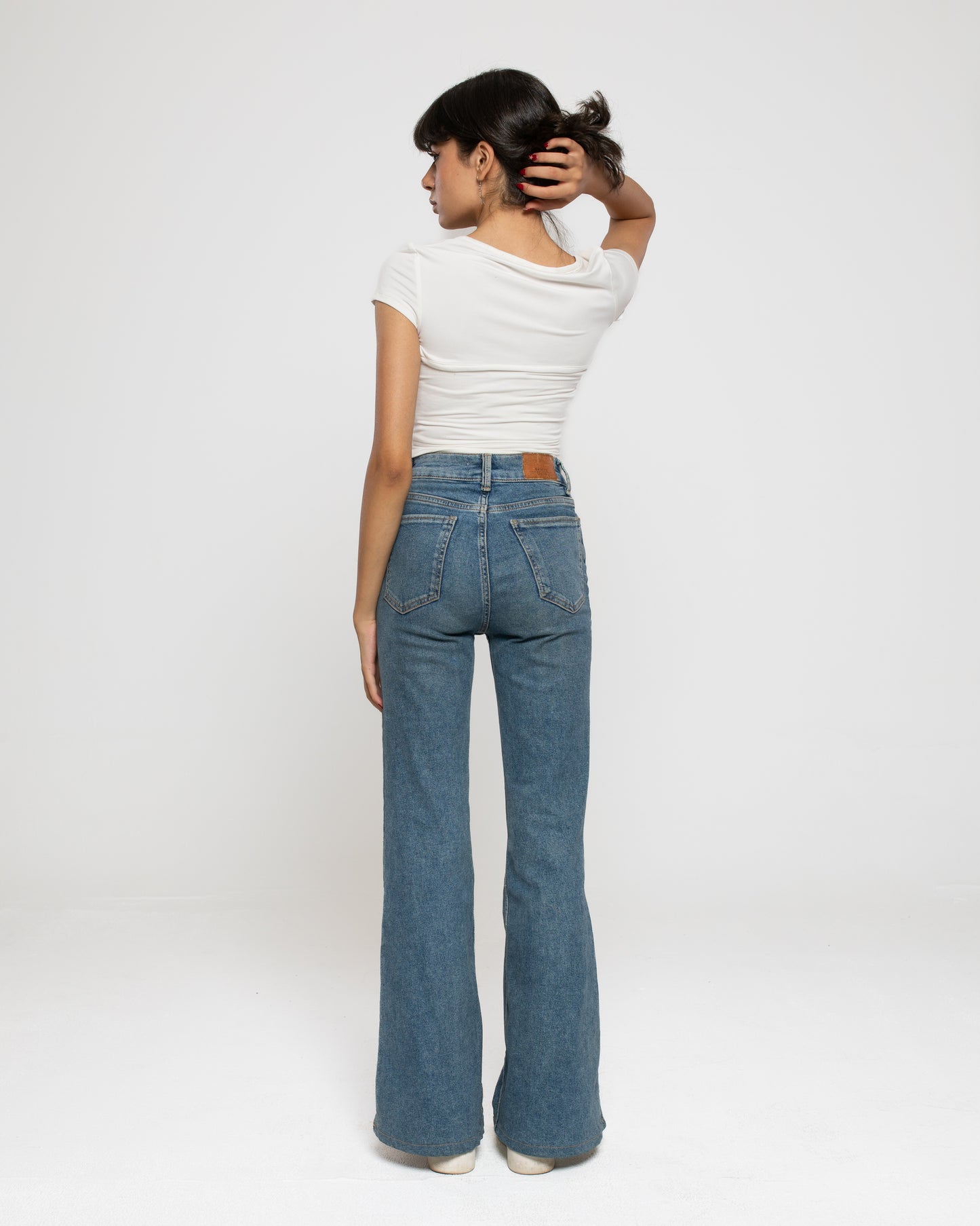 The Suzie Top -White