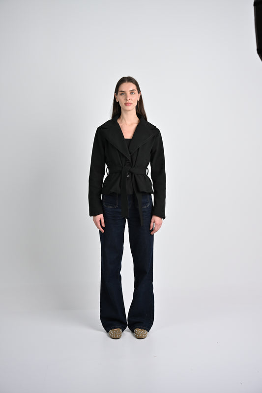 The Structured Jacket -Black