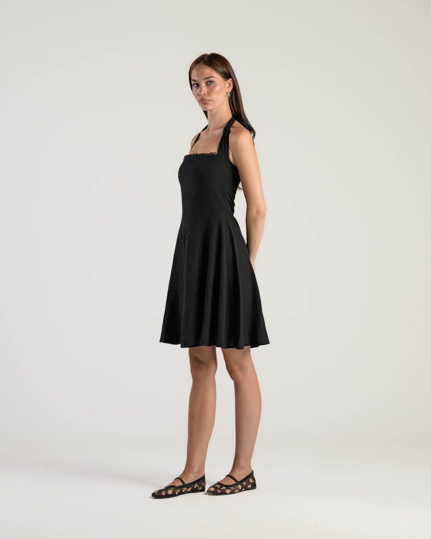 The Solène Linen Dress -Black Lace