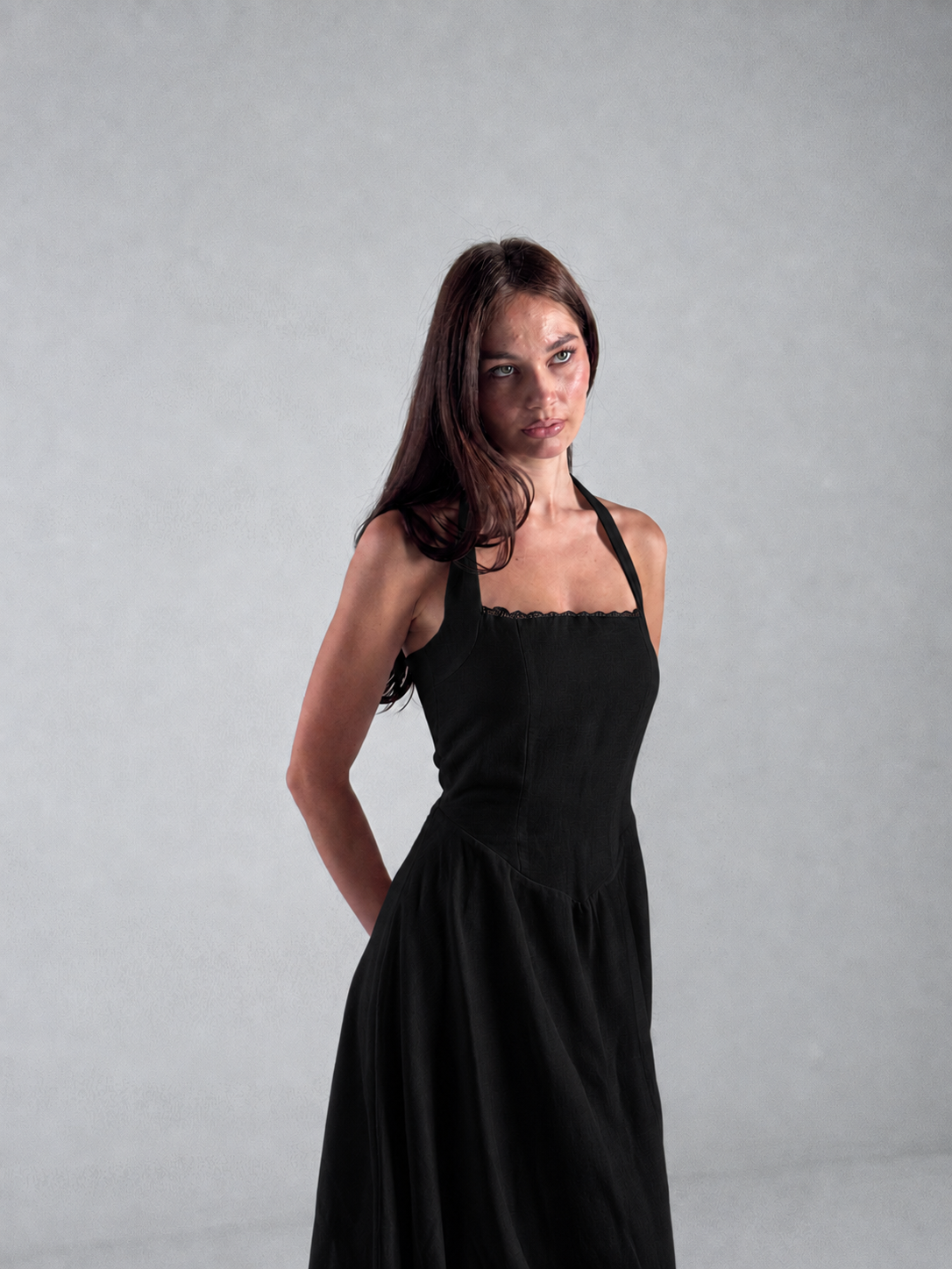 The Solène Linen Dress -Black Lace